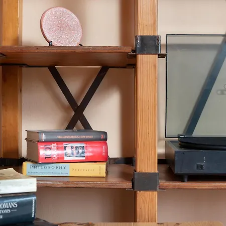 Labyrinthos Arts بيت للعطل